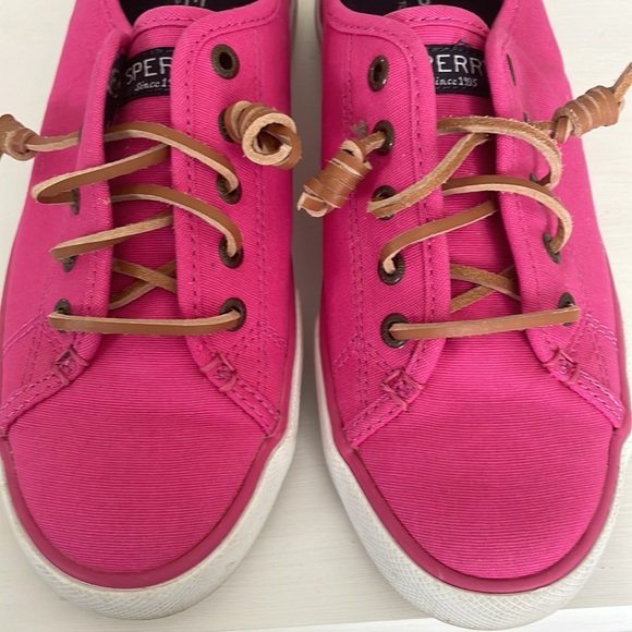 Sperry Top Siders - Size 7 - Picture 4 of 9